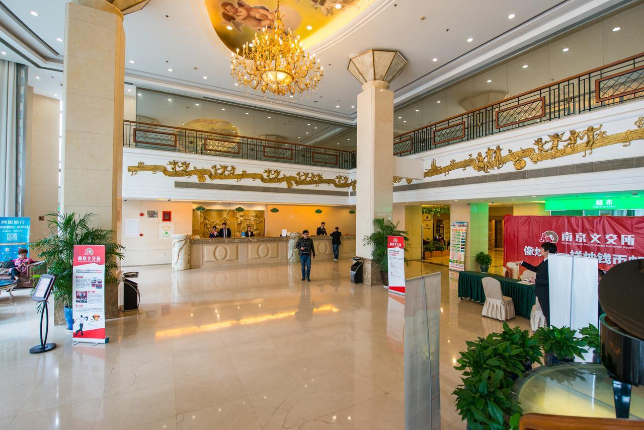 Vienna International Hotel Shanghai Train Station Buitenkant foto